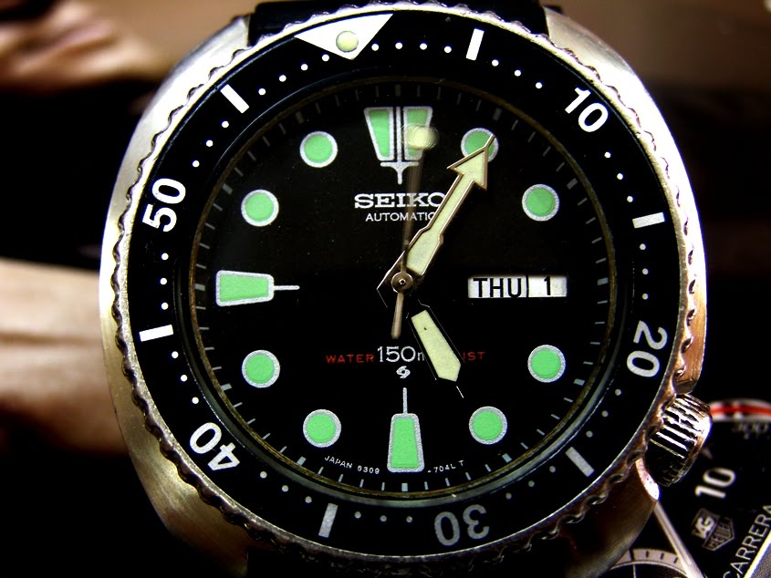 JACK'S TREASURE CHEST OF TIME PIECES AUTHENTIC VINTAGE HIGHLY