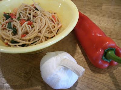 r%C3%A4kor+bakning+och+cykelv%C3%A4ska+027 - Fullkornsspagetti med räkor, tomat och bladspenat