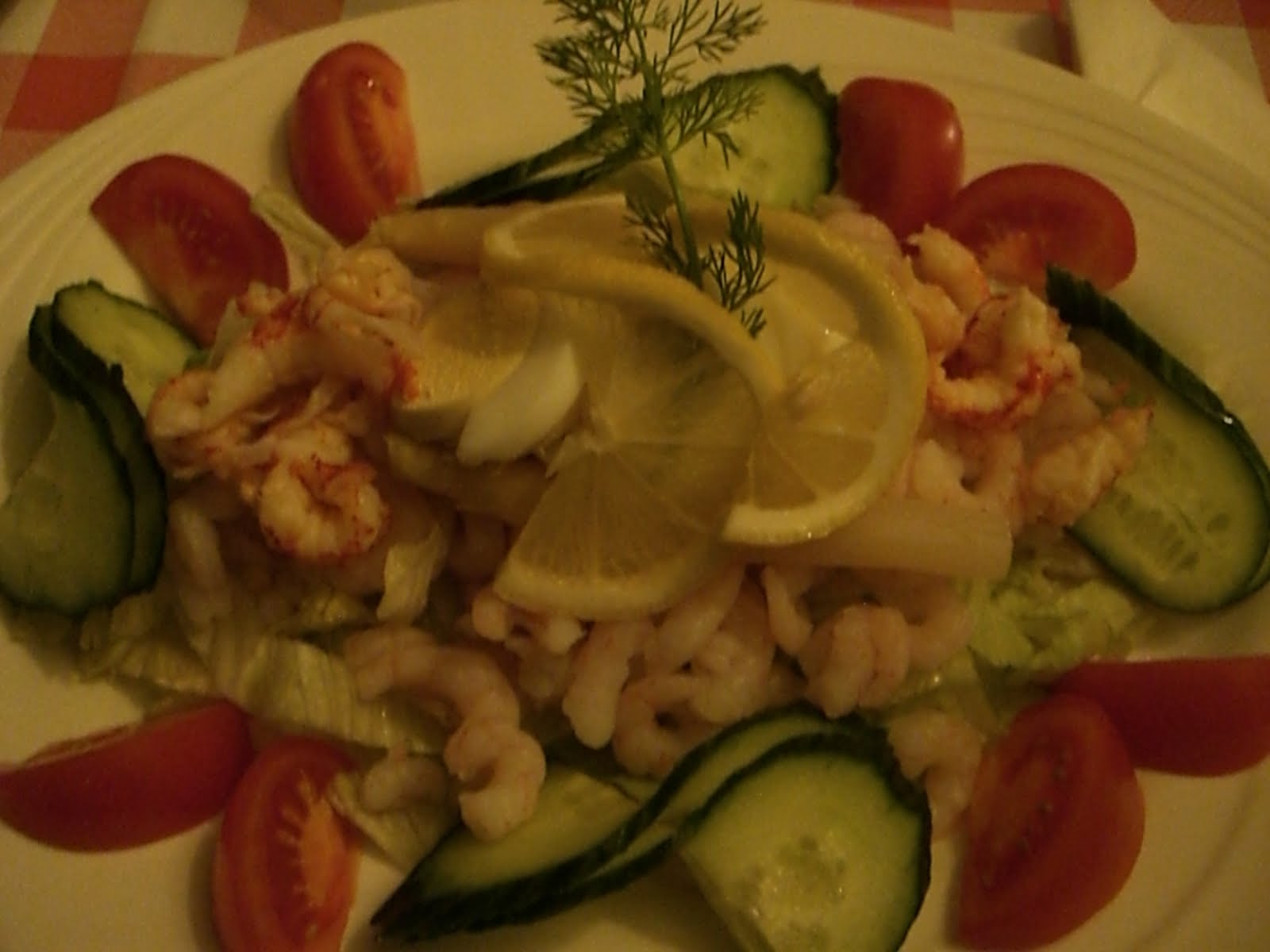 [räkor+utan+sås.JPG]