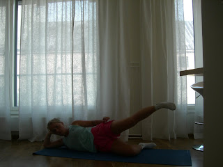 Benpress+liggandes+p%C3%A5+sidan - Härlig morgonträning i Tallinn