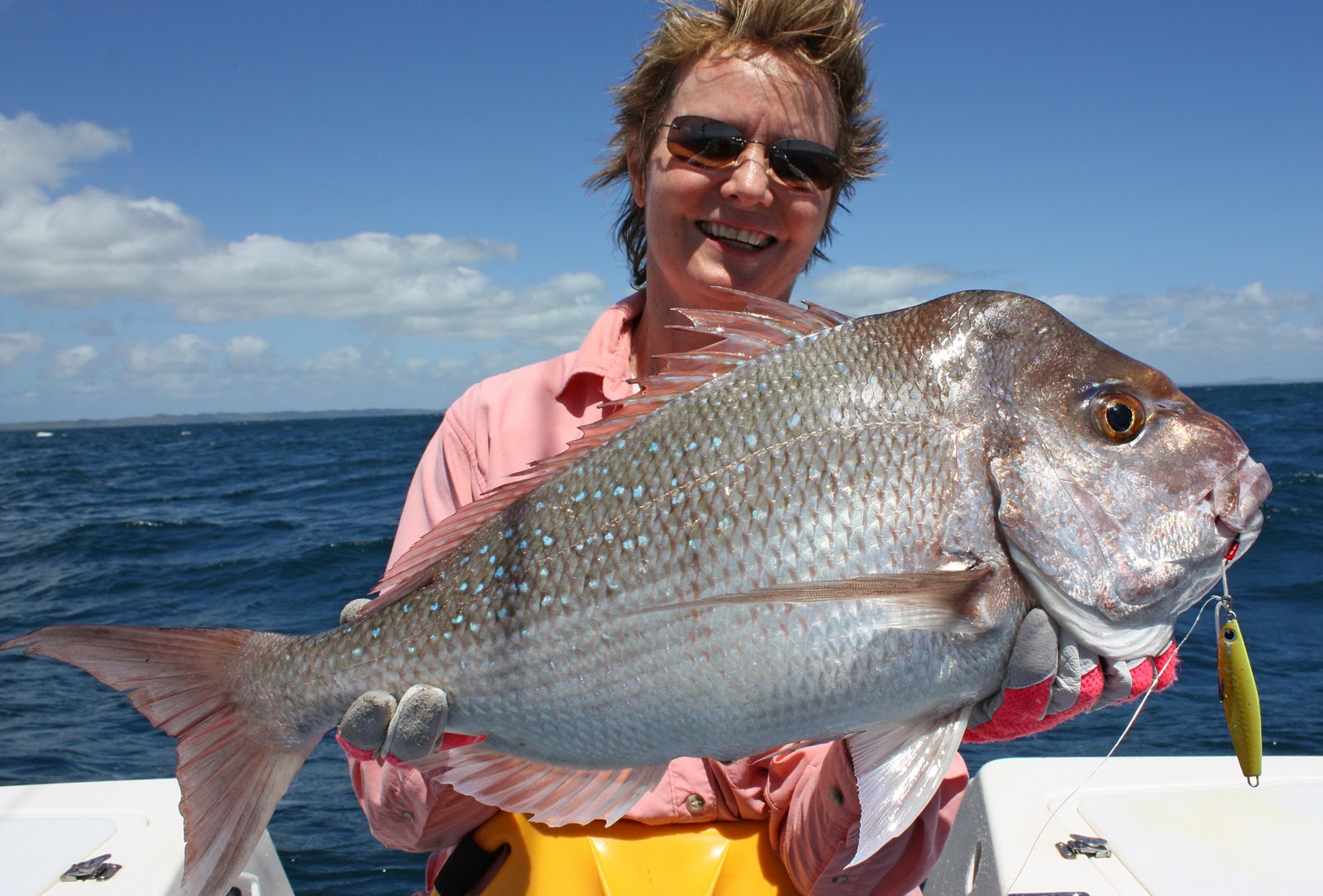 JONES'S TACKLE Hervey Bay Fishing Trip