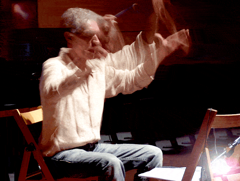 [amargos-dirige.gif]