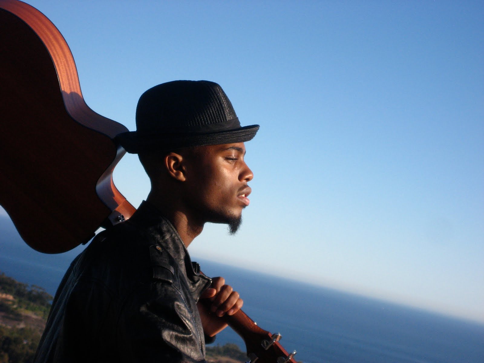 B o b feat. O. O. O. O.