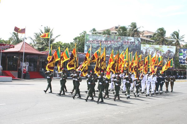 [srilanka-flags-parade.jpg]