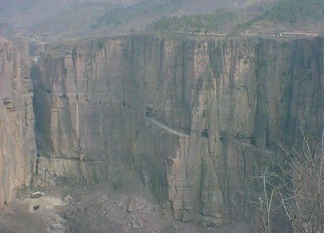 [stremnaya+sheer+cliff.bmp]