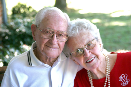 [seniors+in+love.jpg]