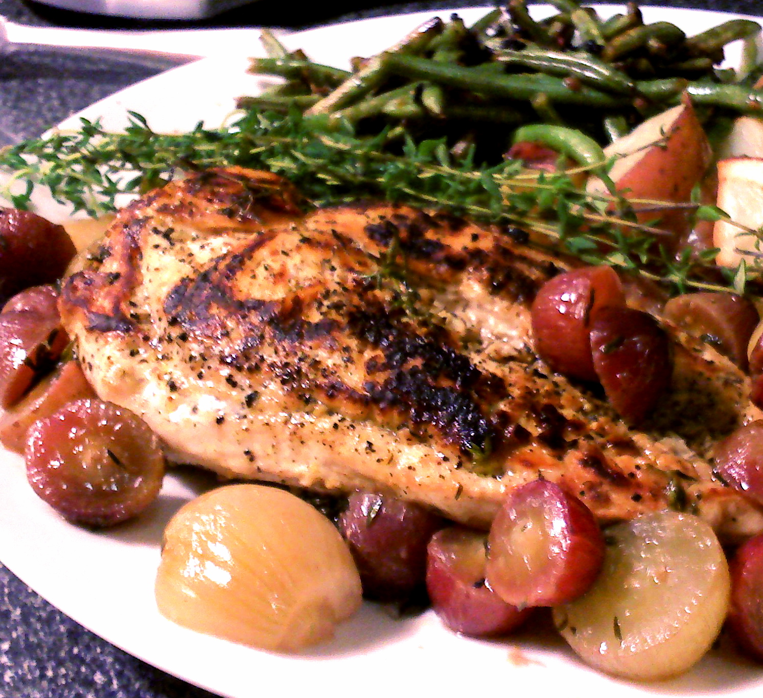 Bon Chappétit chicken w/roasted grapes and shallots