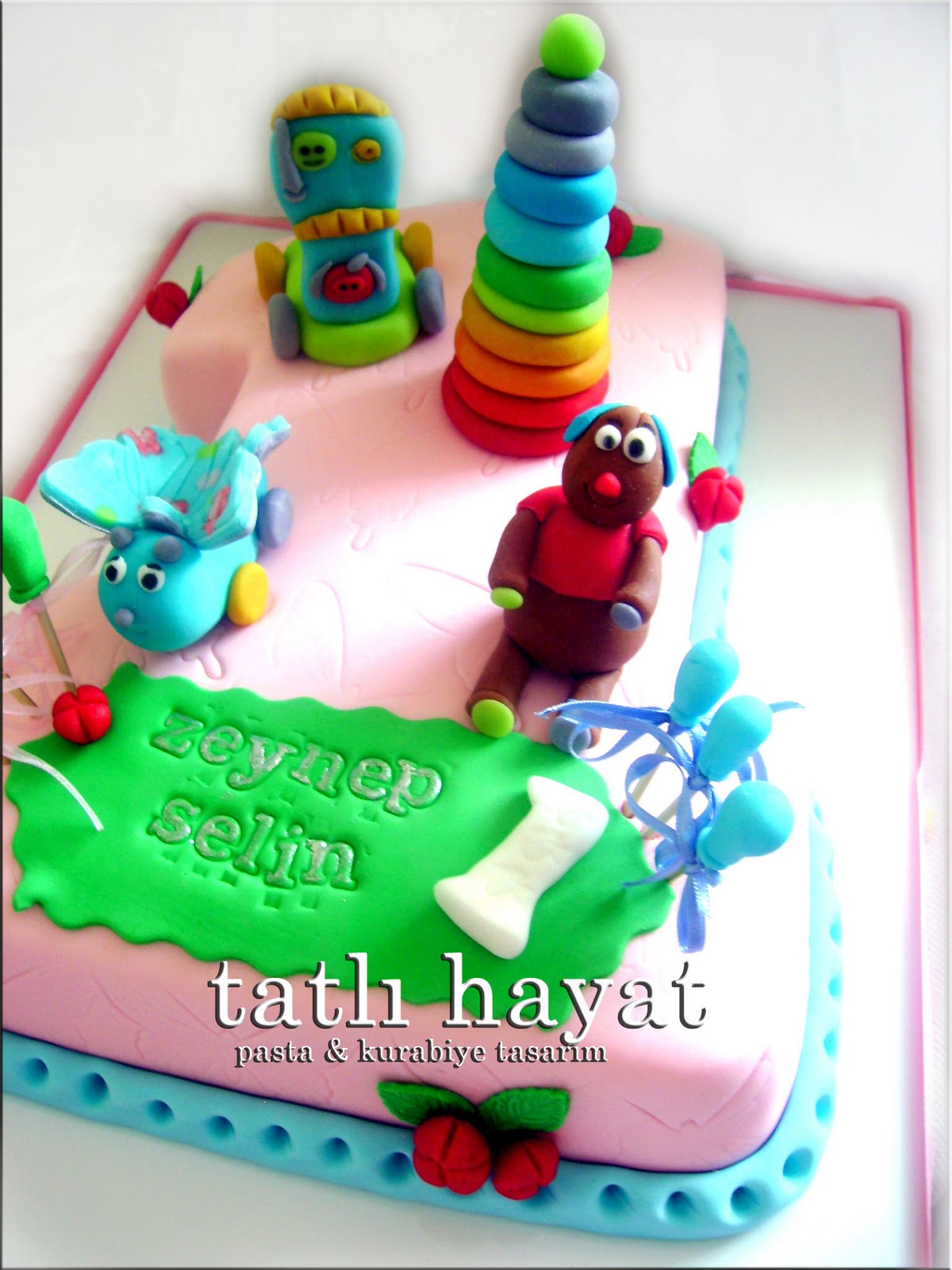 TATLI HAYAT PASTA TASARIM Oyuncaklı 1 Yaş Pasta ve Kurabiyeleri