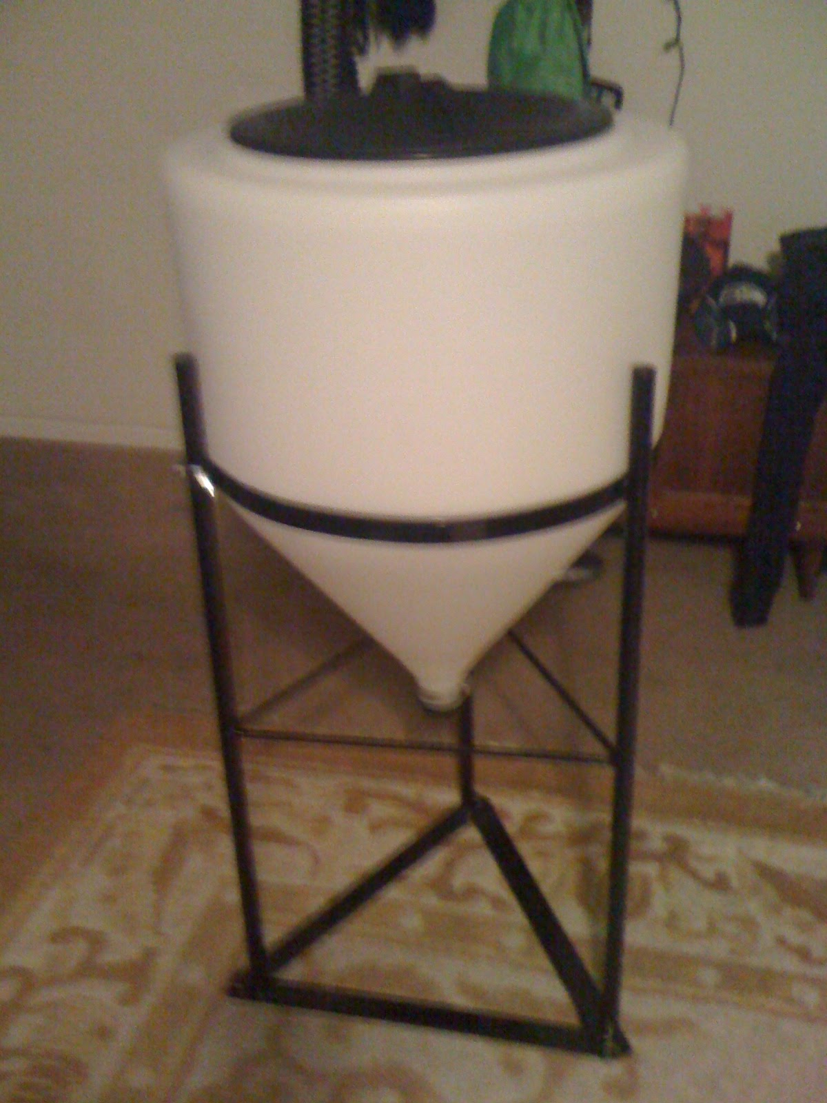 Nilrod Home Brewery How to make a Conical Fermenter DIY Tutorial