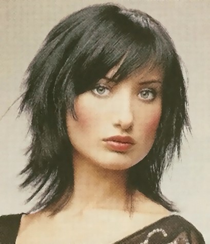 Side swept bangs are among the top choices in bangs hairstyles as they can