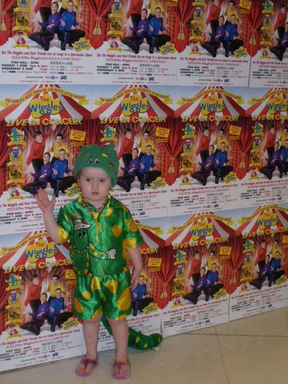 Nesting in Skyscrapers The Wiggles in Hong Kong