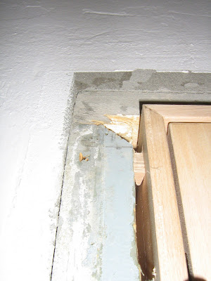 Sergio Trillo Moledo: Colocación de una puerta doble y una ventana