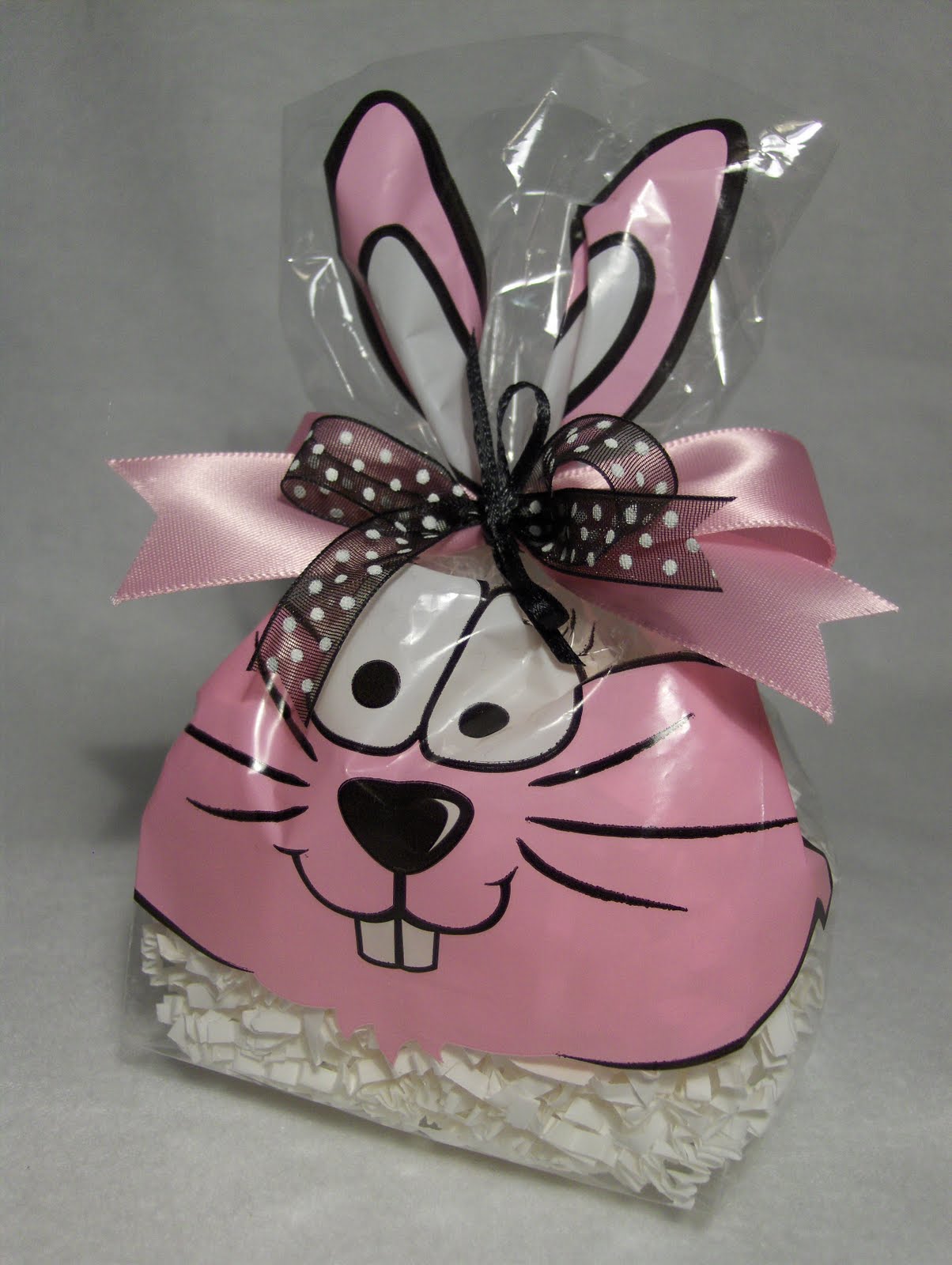 the-essential-packaging-store-blog-easter-cello-treat-bags