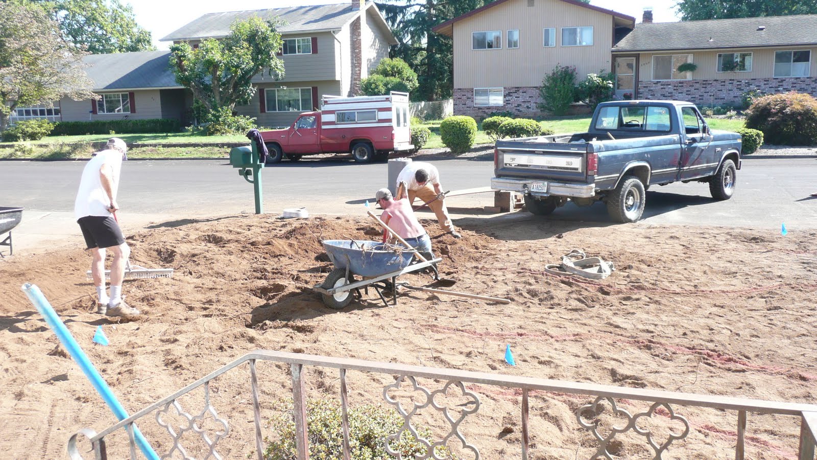 Installing a Lawn Sprinkler System Plumbing Circle Blog DoItYourself Arizona Grass