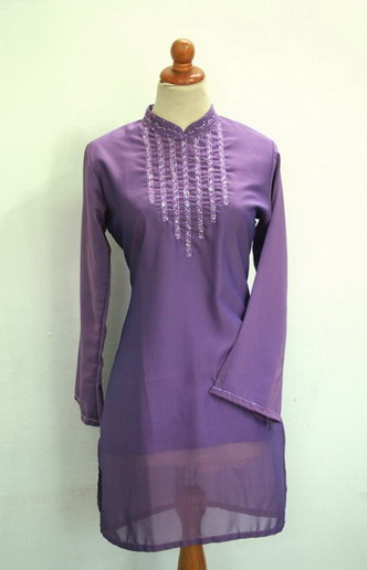 Blus Shinta (Harga Rp 160.000,-)