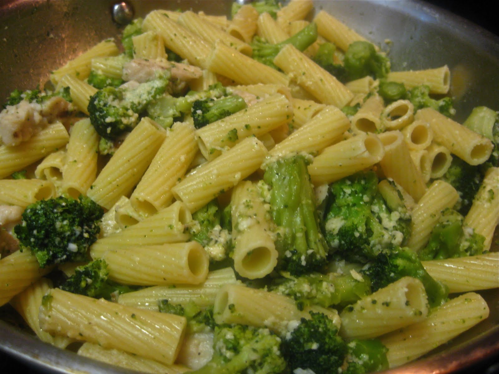 Meghalicious: Quick &amp; Tasty: Penne with Broccoli