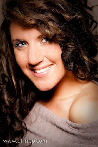 [0185_MackenzieHagen_090916-Edit-724955.jpg]