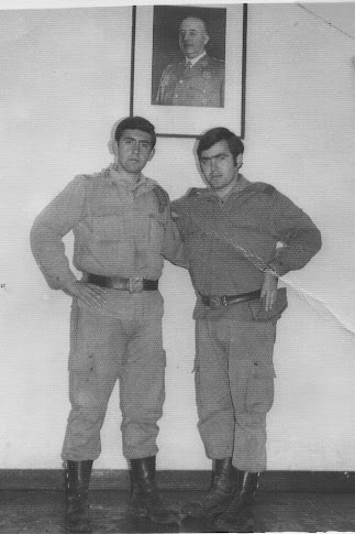 Mi hermano, "El Prenda de la Caleta" en 1968, vistiendo el uniforme de Cabo, allá en Cerro Muriano