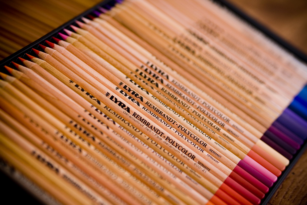 Начинка простого карандаша. Lyra Rembrandt Polycolor. Карандаши. Эстетика карандашом. Цветные карандаши Эстетика.