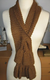 Free Crochet Pattern - Simple Ruffle Scarf