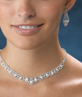 Wedding Jewelry: Rhinestone and Pearl Jewelry Set