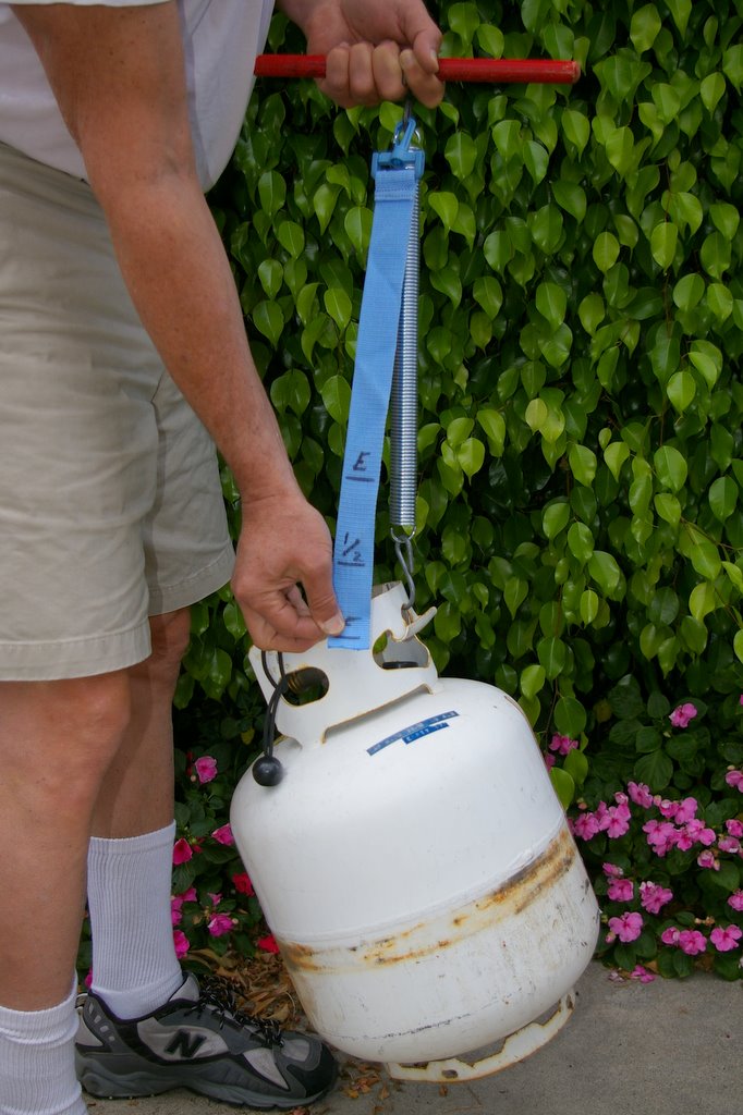 The LMIC (Look Mom I'm Camping) Simple Spring Scale for Propane Tank