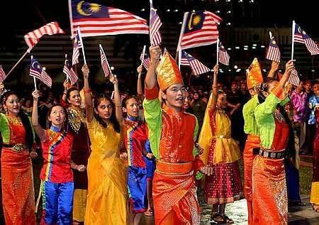 Suku-Suku Bangsa Di Malaysia - SERAMBI MELAYU