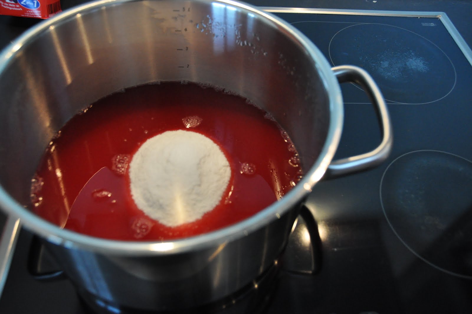 eine prise herzblut: Johannisbeer-Apfel-Gelee mit Vanille