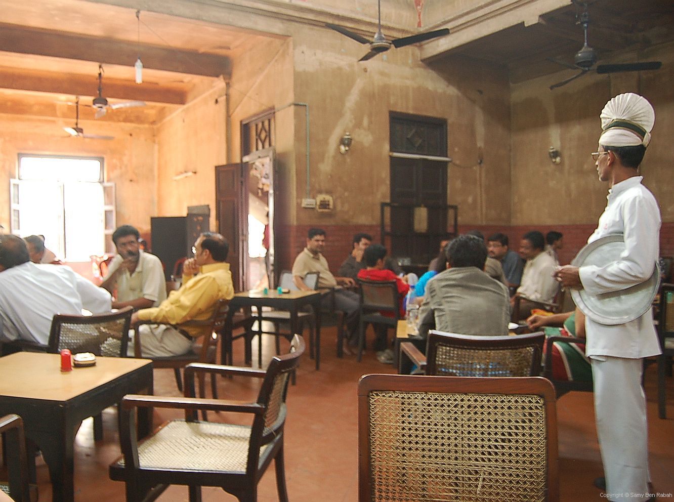 Impressions and Flavors of Coffee House in Calcutta