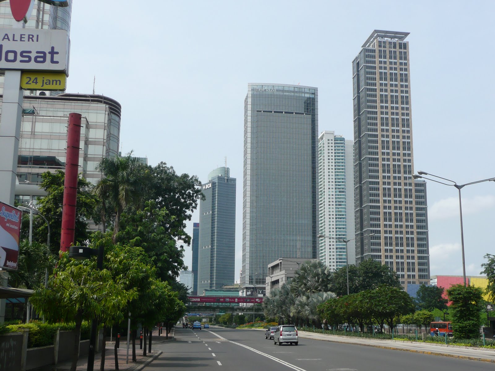 Antara Jakarta dan Kuala Lumpur - taufikarifin.com