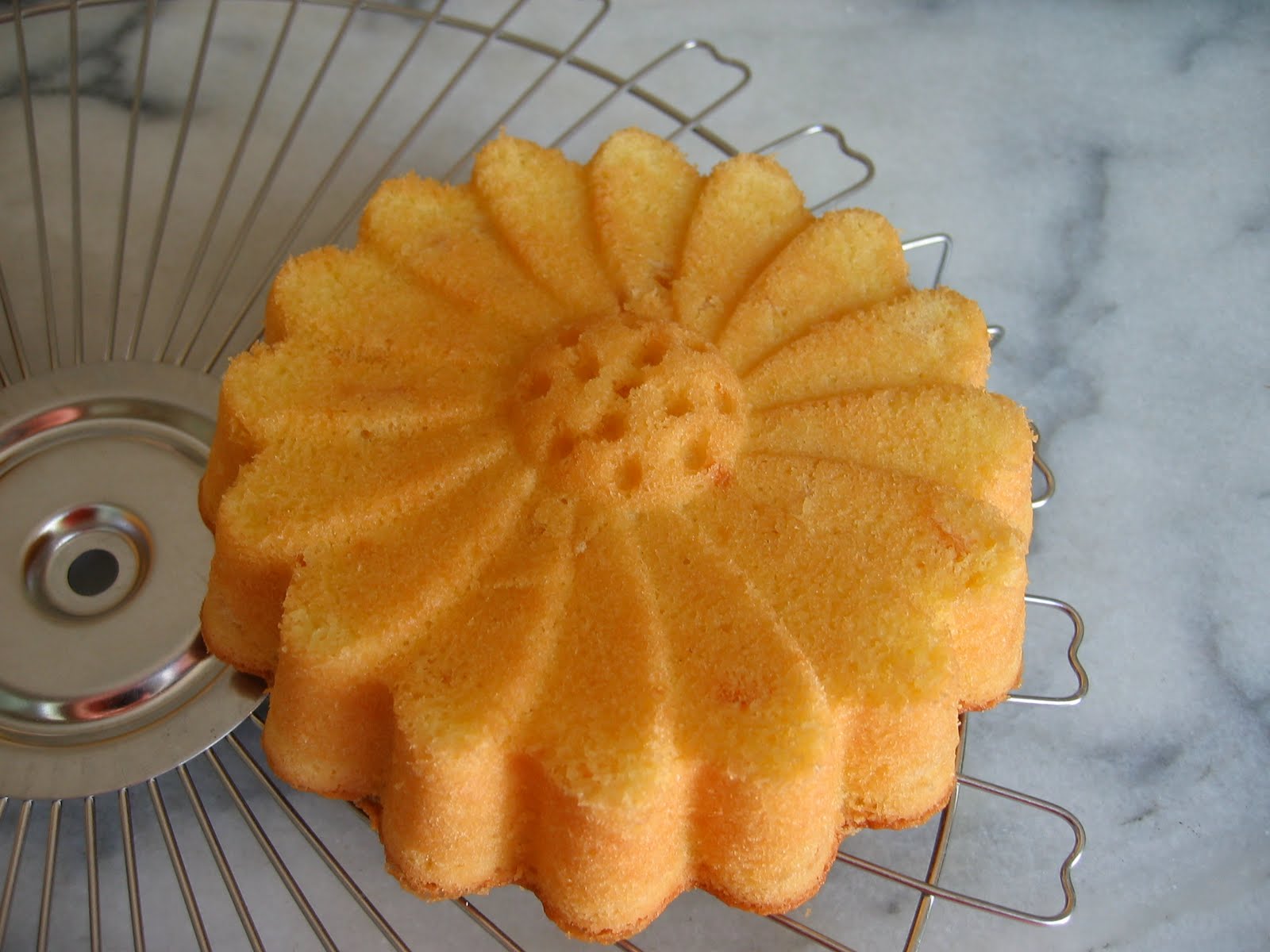 お菓子教室アンゼリカ Cake Sugar Art ５ ２２ 土 マルグリットケーキのアレンジ版をレッスン