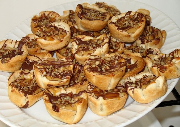 [5932_99212781325_527216325_2540307_1924722_n.jpg]