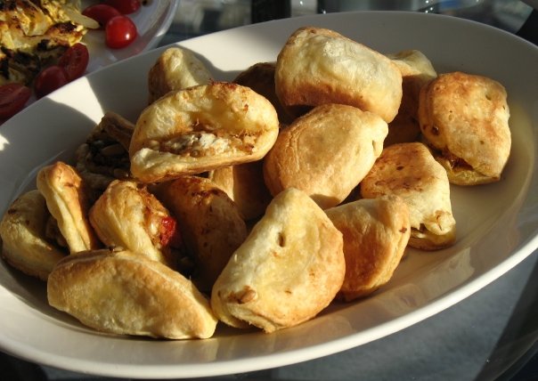 [5932_102151571325_527216325_2588988_5366732_n.jpg]