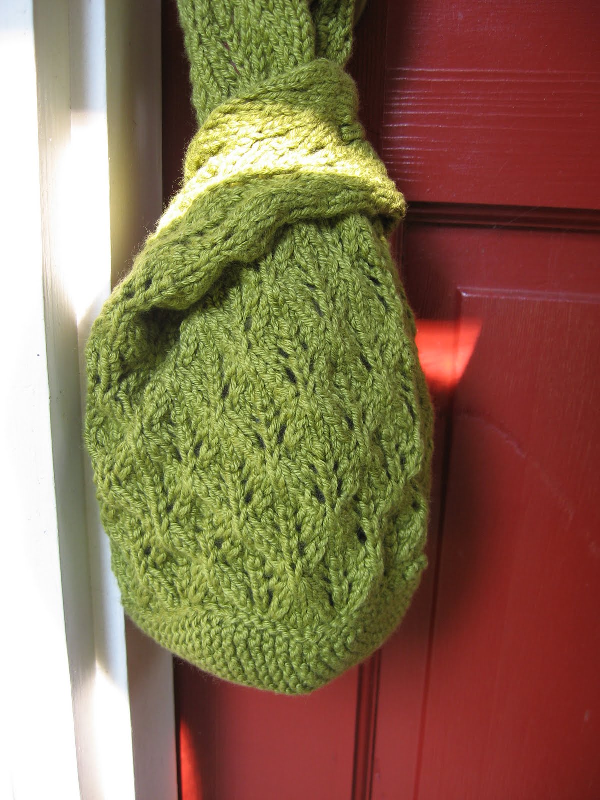stringplay Leaf Knot Bag