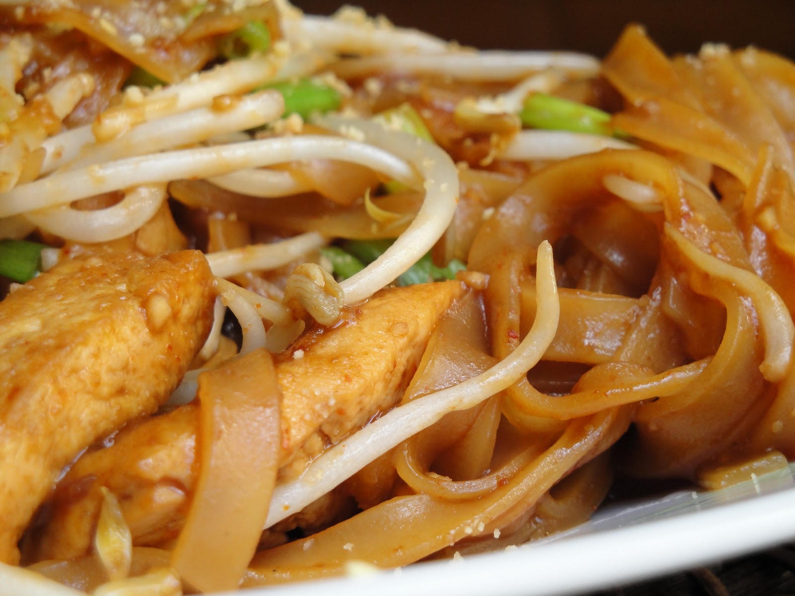 cumin and cardamom Pad Thai / Phat Thai ( Vegetarian )