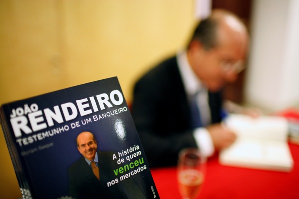 [rendeiro_livro.jpg]