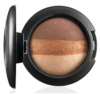 MAC In the Groove Mineralize Eyeshadow Duo LOVE TO LOVE MAC In the Groove Mineralize Eyeshadow Duo LOVE TO LOVE