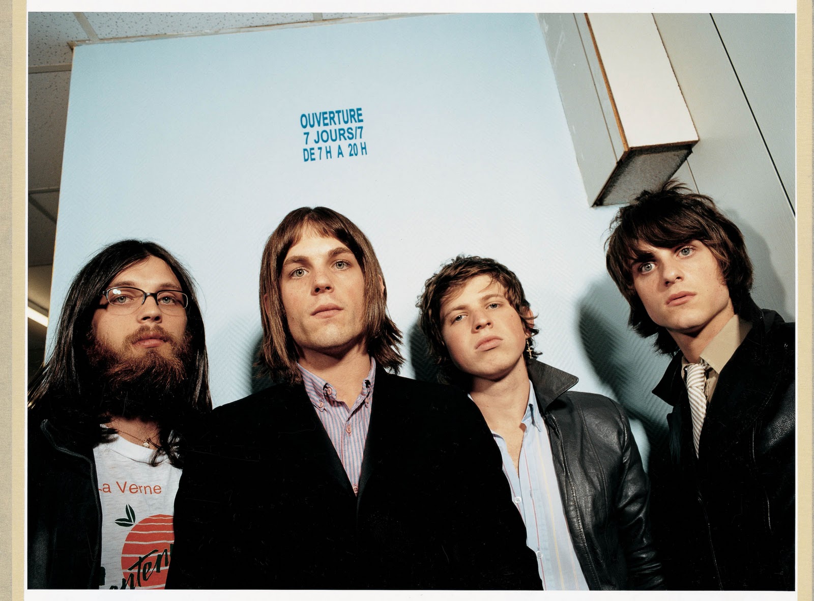 EXQUISITECES KINGS OF LEON LA BANDA DE ROCK DEL MOMENTO.