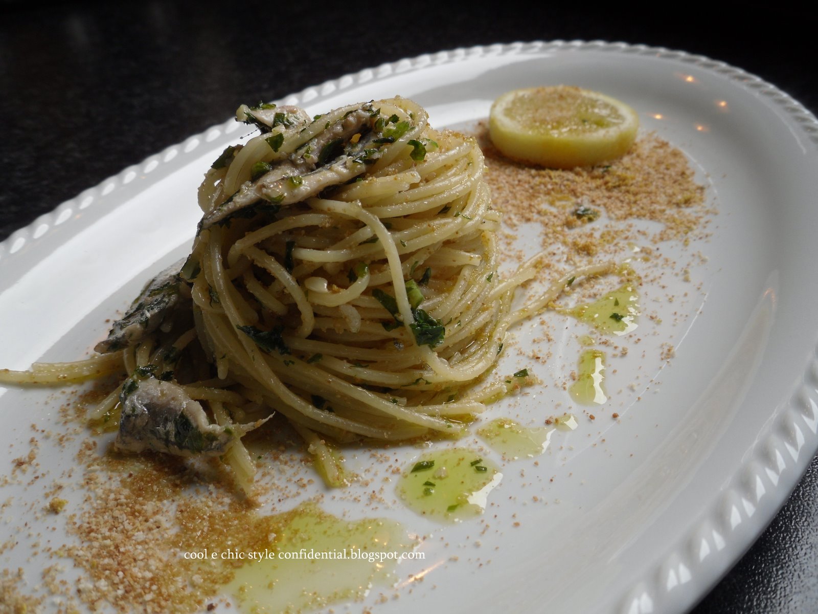 Pasta con le alici e Pangrattato aromatizzato con scorza di limone Cool Chic Style Confidential