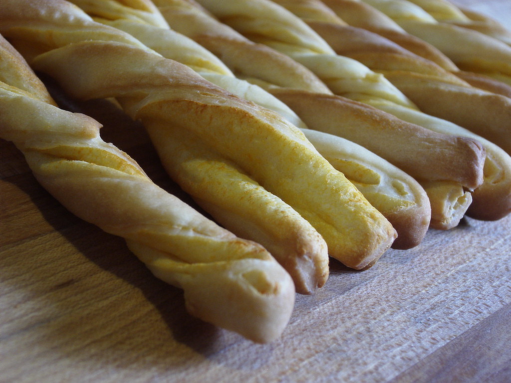 Cookistry Cheese Twist Breadsticks