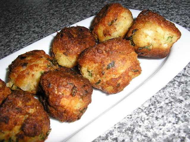 [BOLINHASDEPEIXE002.jpg]