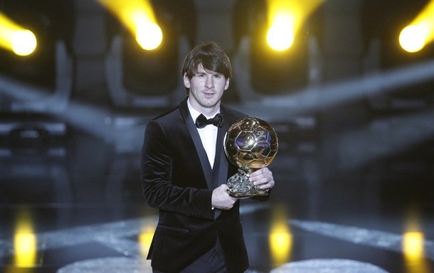 Lionel Messi Wins 2010 FIFA Ballon D Or Inside World Soccer lionel-messi-wins-2010-fifa-ballon-d-or-inside-world-soccer