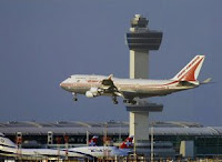 Un avión de Air India aterrizando en el aeropuerto Kennedy