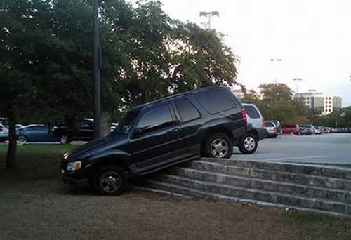 [Another-12--Awful-Parking-Jobs-011.jpg]