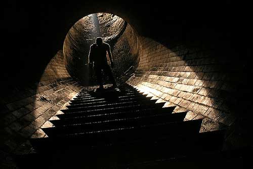 [10-Scariest-Underground-Tunnels-006.jpg]