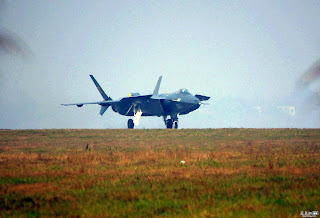 J_20_Chinese_Fifth_generation_Fighter_jet_10.jpg