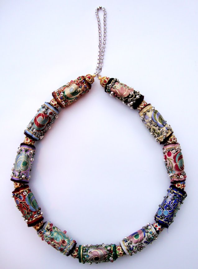 Carmi's Art/Life World: Vintage Ribbon Beads