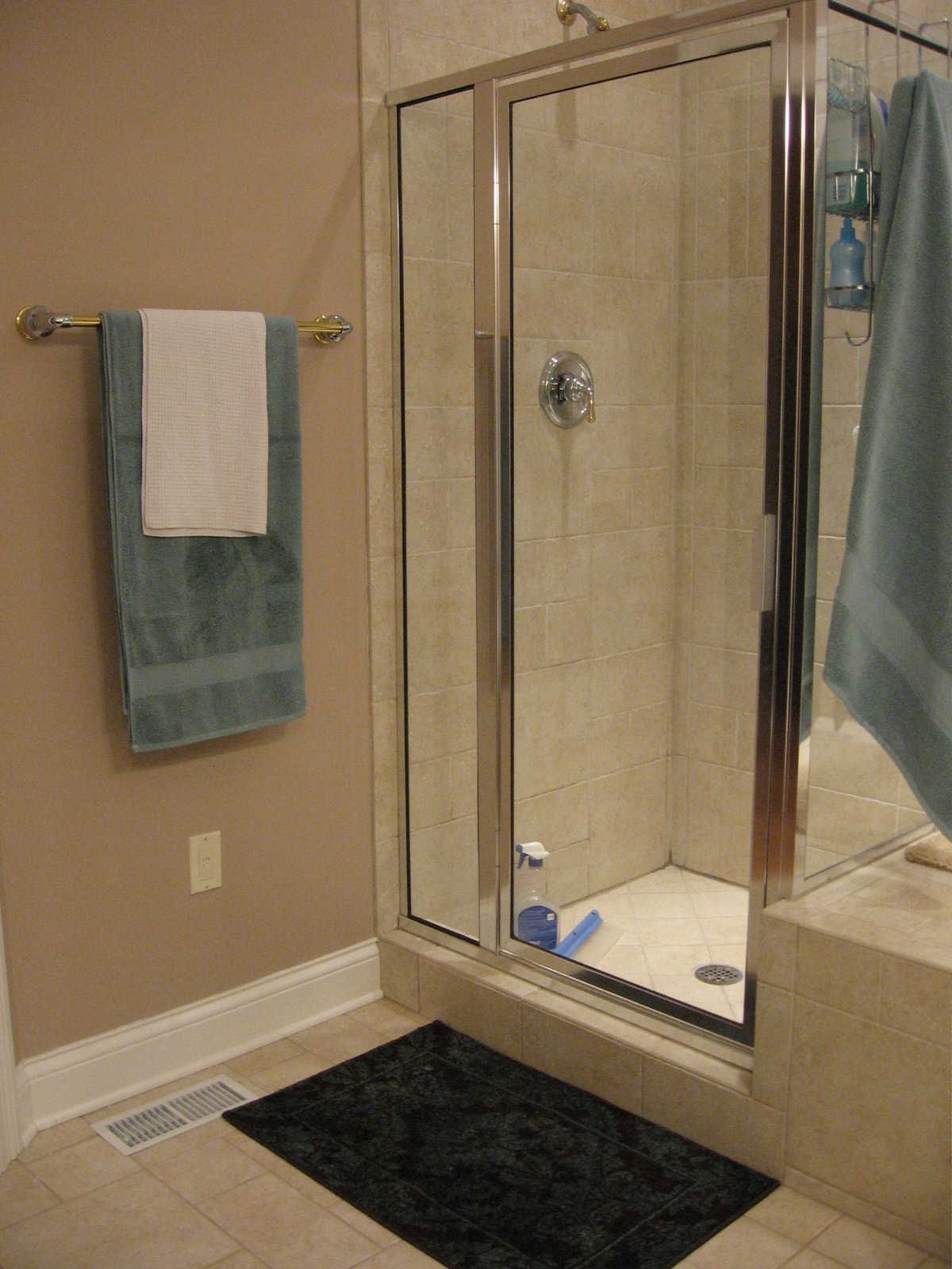 [bath6.JPG]