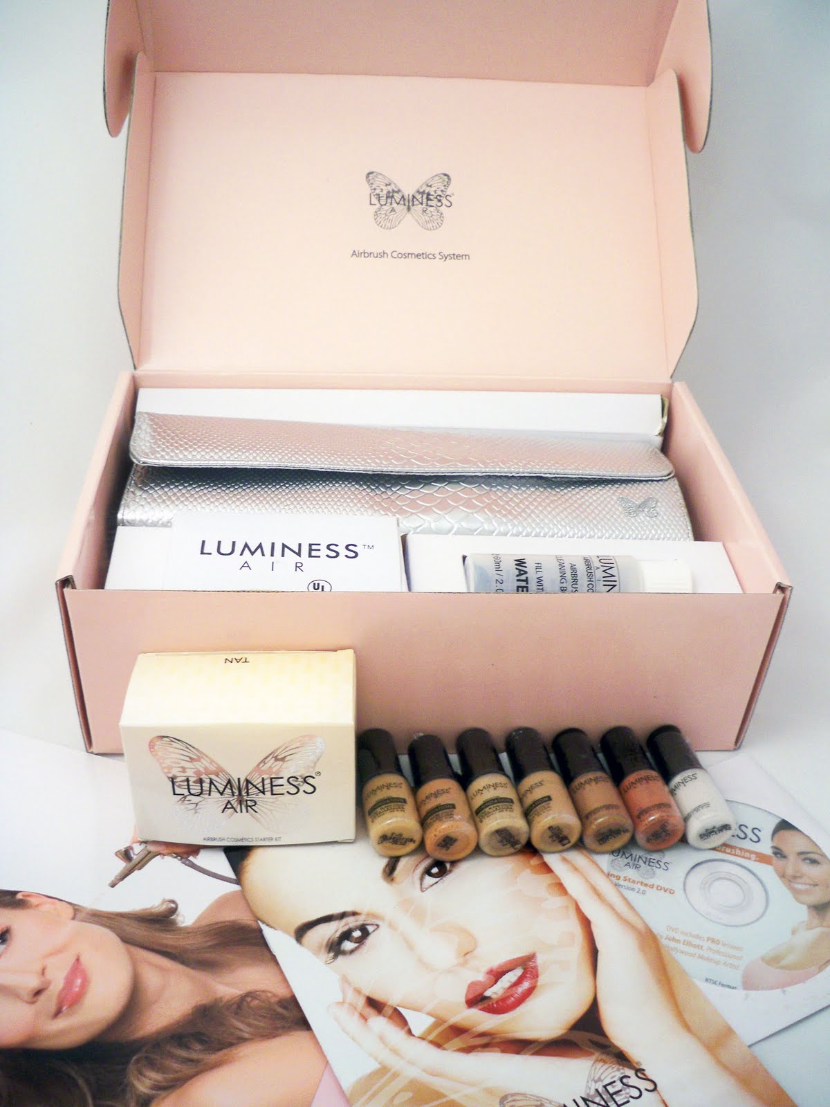 Luminess Airbrush Make-up system with makeup 
