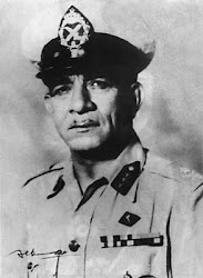 الرئيس محمد نجيب - افترى عليه الضباط الأشرار عام 1954 وسجنوه فى بيته 30 عاماً